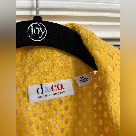 Oversized Textured Button Up - Picture 2 of 4